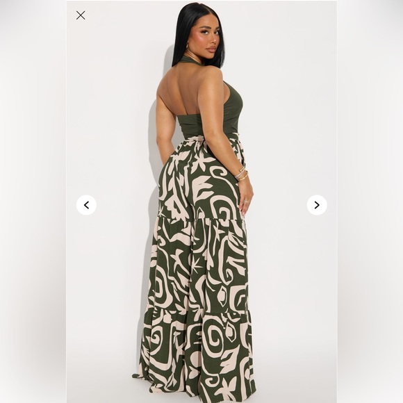 Fashion Nova Pants - Stylish Green and Cream Women's Wide-Leg Pants